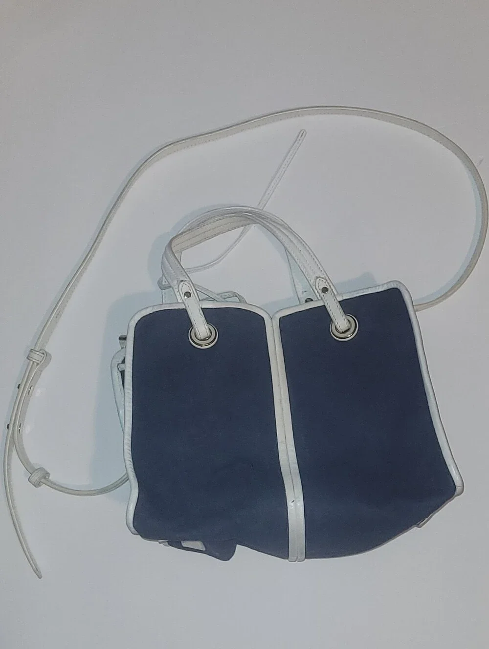 Kate Spade Navy and White Two-Tone Shoulder Bag